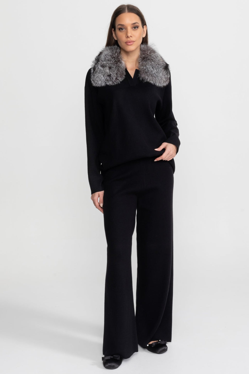 Knit Lounge Co-Ord Set with Fox Fur Collar – Black/Grey