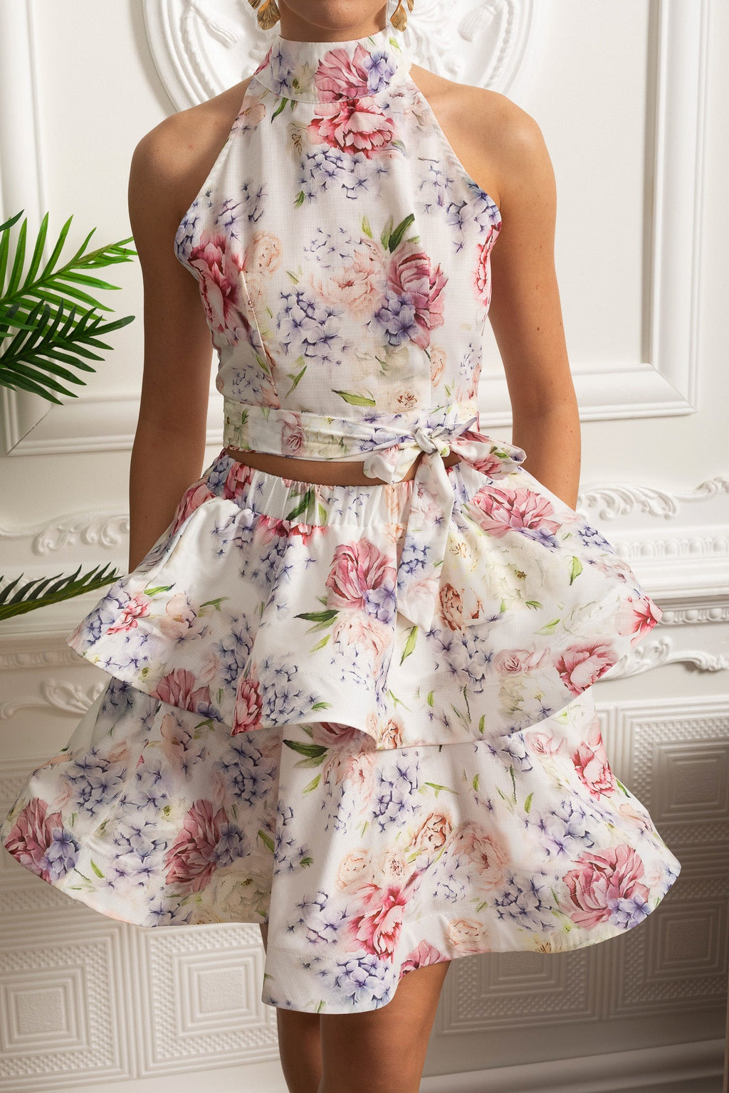 Floral Halter Crop Top and Layered Ruffle Mini Skirt Set - White/Pink