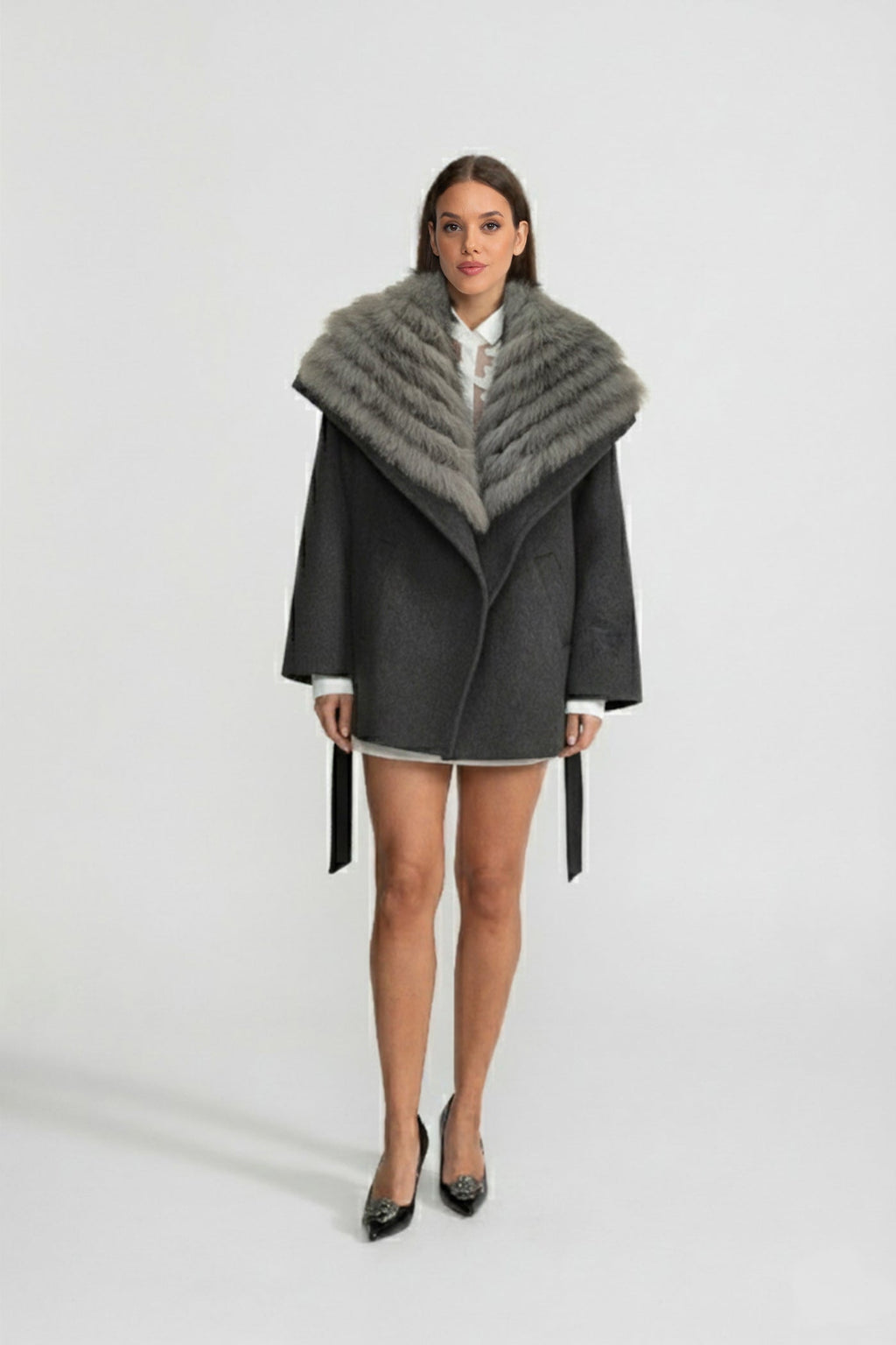 Wool Coat with Oversized Fur Collar And Belt - Gray