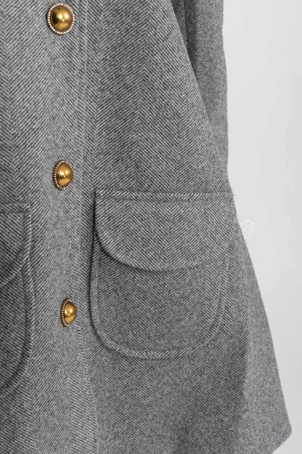 Mini Coat with Pearl-Embellished Lace Collar – Grey
