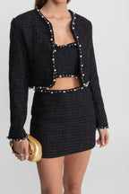 Pearl-Trim Cropped Tweed Blazer with Open Front – Black